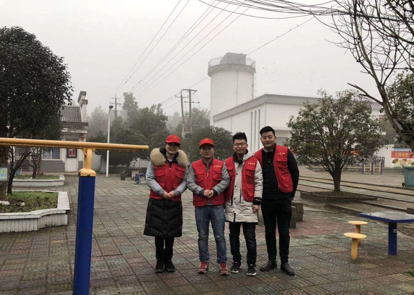濃情臘八·溫暖老人---安徽信遠志愿者代表參加敬老院臘八關(guān)愛行動